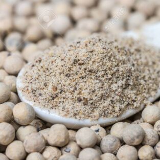 grain and powder white pepper